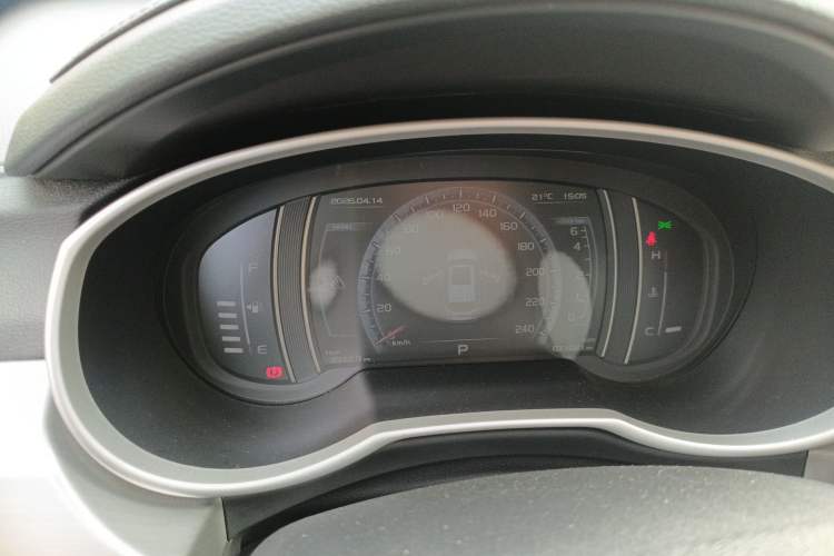 Used Geely Auto Emgrand X7 Sport 2016 1.8TD Automatic ZhiZun Version Instrument Cluster