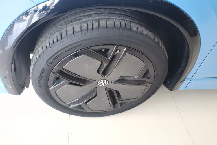 Used Volkswagen Tiguan L 2024 PRO 380TSI Four-Wheel Drive R-Line Prestige Edition Left Front Wheel Hub