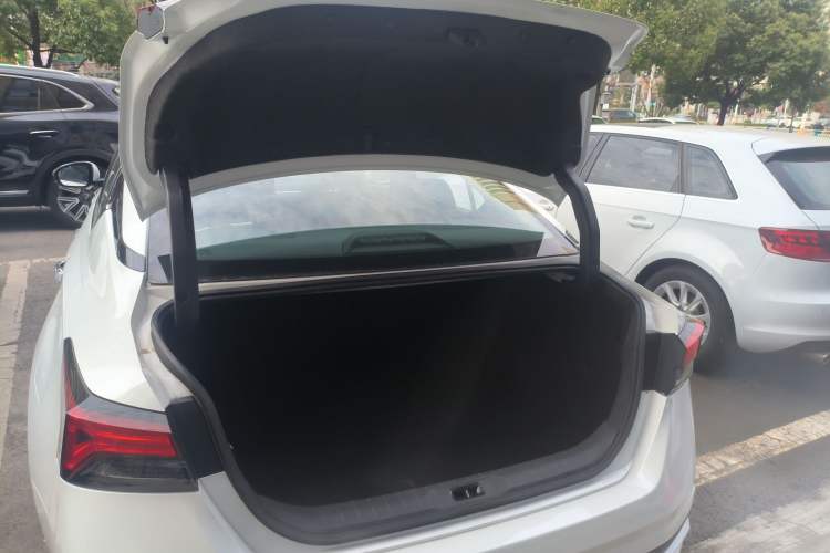 Used Nissan Teana 2022 2.0L XL-TLS Enjoyment Edition
