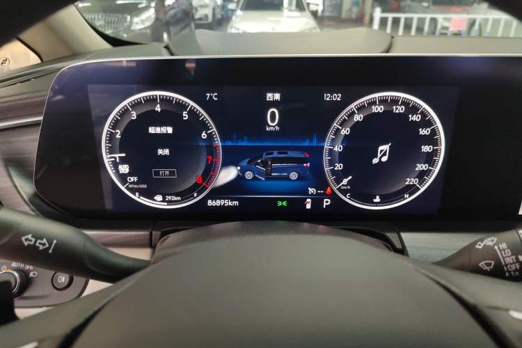 Used Buick GL8 2022 ES Landtrek 653T Comfort Edition