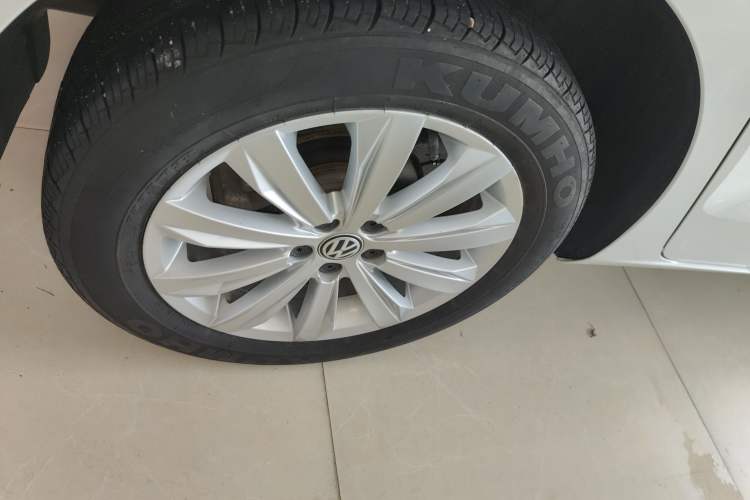 Used Volkswagen Bora 2019 Bora·Legend 1.5L Automatic Fashion Edition China V Standard Right Rear Wheel Hub