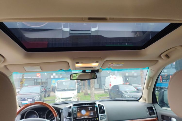 Used Toyota Land Cruiser 