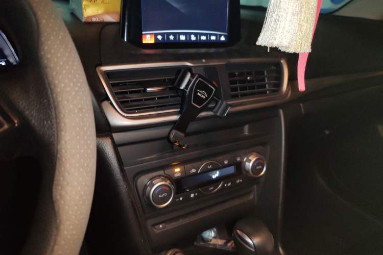 Used Mazda 3 Axela 2017 Sedan 1.5L Automatic Luxury Model China VI Standard