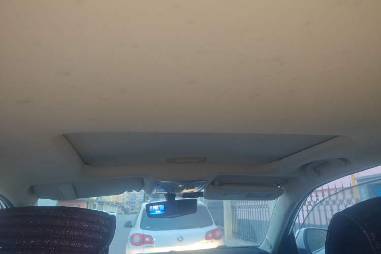 Used Geely Auto Vision X6 2016 1.3T CVT Flagship Model
