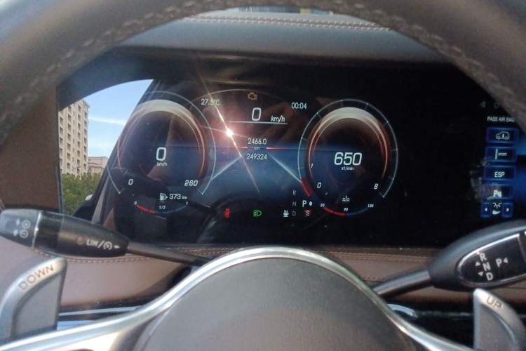 Used Mercedes-Benz S-Class 2006 S 300 Instrument Cluster