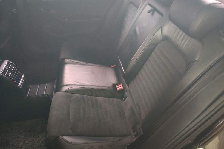 Used Volkswagen Magotan 2017 380TSI DSG Luxury Model
