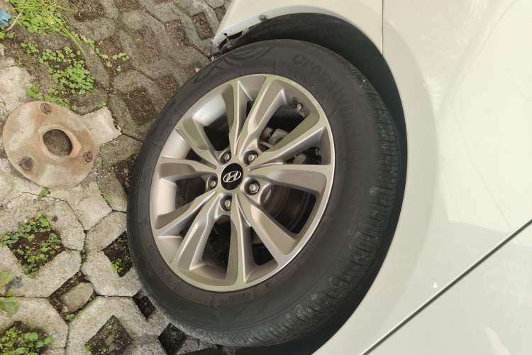 Used Hyundai Sonata 2014 2.0L Automatic Luxury Edition