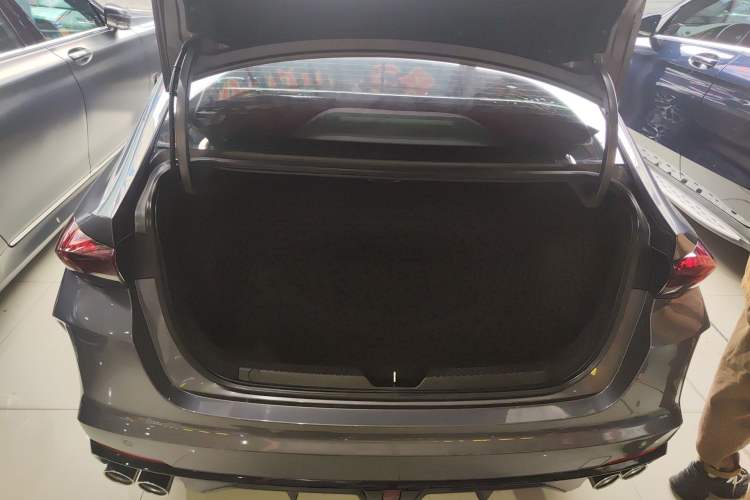 Used GAC Trumpchi EMPOW 2021 270T DCT J16 Version