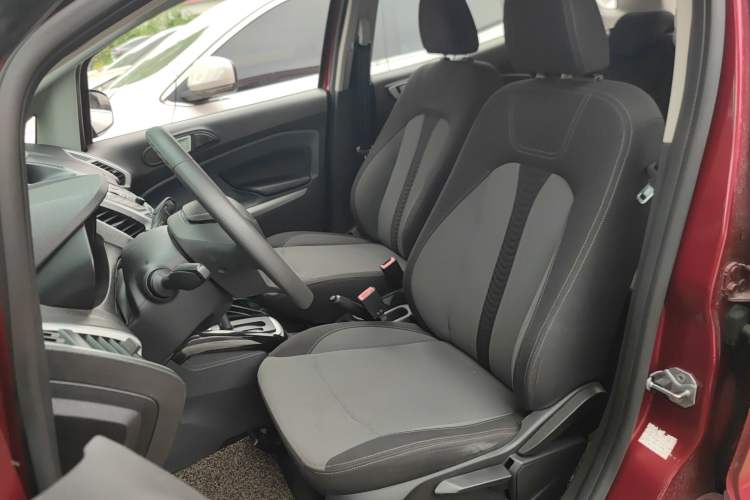 Used Ford EcoSport 2013 1.5L Automatic Fashion Model