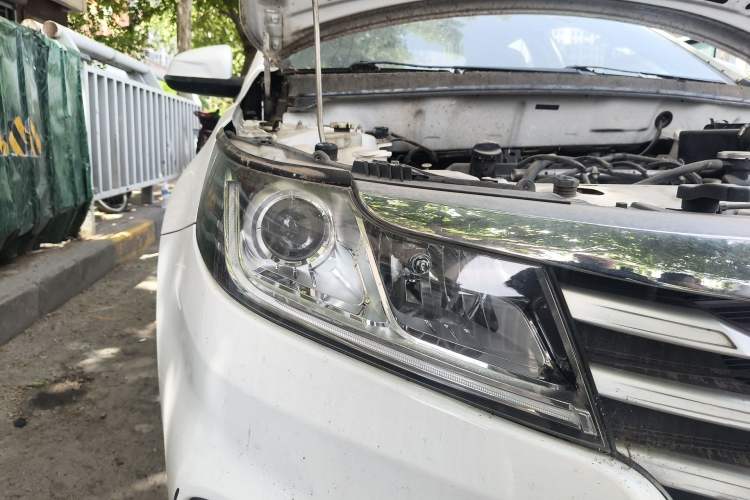 Used Soueast A5 Wing Dance 2019 1.5L Manual Luxury Version China V Standard