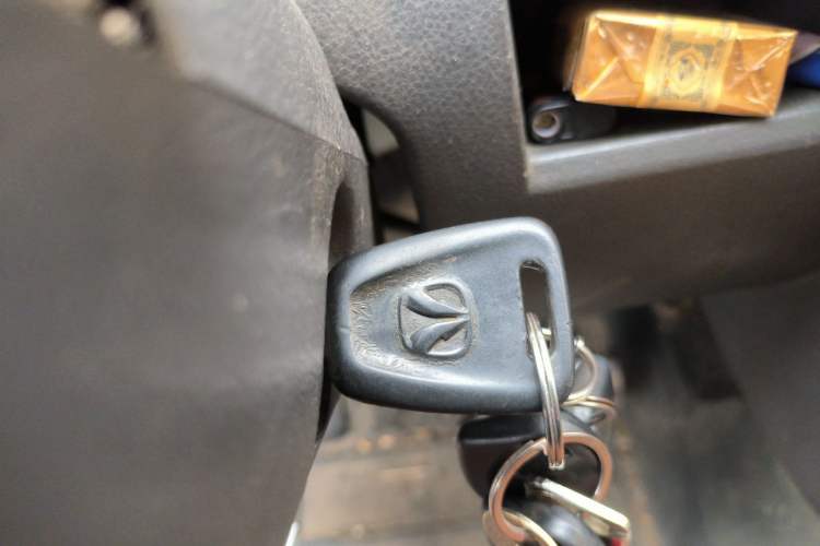 Used BAIC Weiwang 306 2013 1.2L Value Edition Basic 7-Seater A12 China IV Standard Vehicle Key