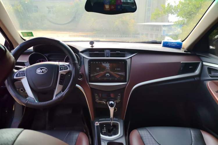 Used BYD G5 2014 1.5TID Automatic Prestige Model
