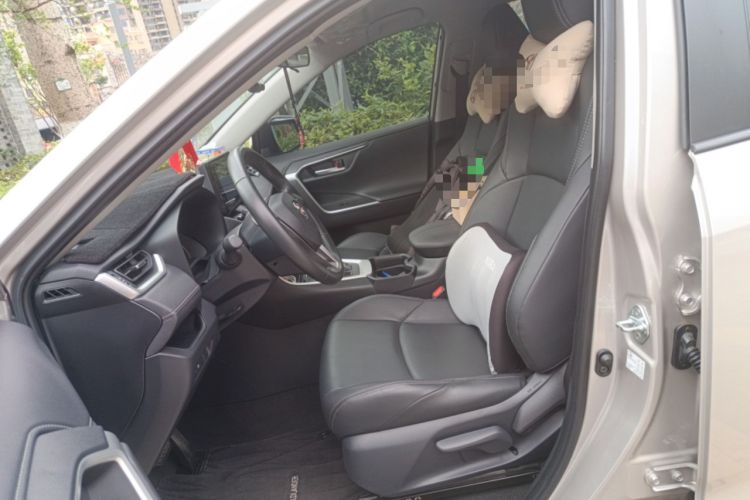 Used Toyota Wildlander 2022 2.0L CVT Two-Wheel Drive Urban Edition Left Front Seat