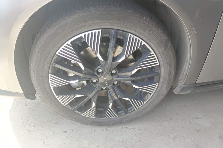 Used AION Y 2021 70 Tech Vitality Edition