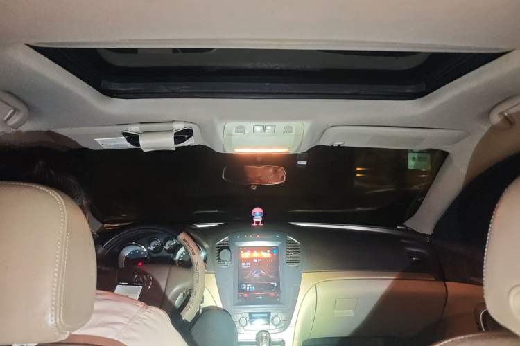 Used Buick Regal 2011 2.0L Comfort Edition Headliner