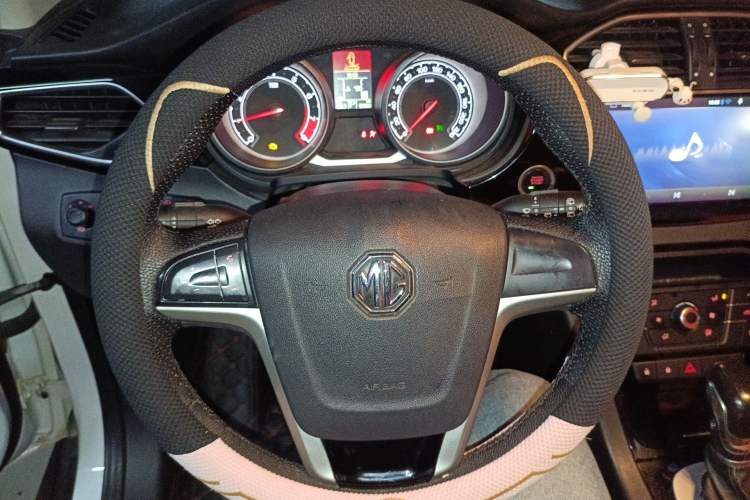 Used MG GS 2016 1.5TGI TST Luxury Edition Steering Wheel