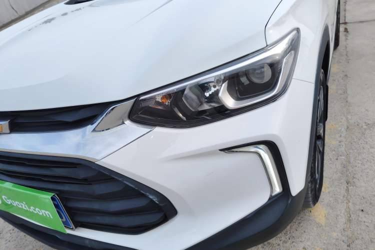 Used Chevrolet Trax 2019 325T Automatic Fun Edition China VI Standard