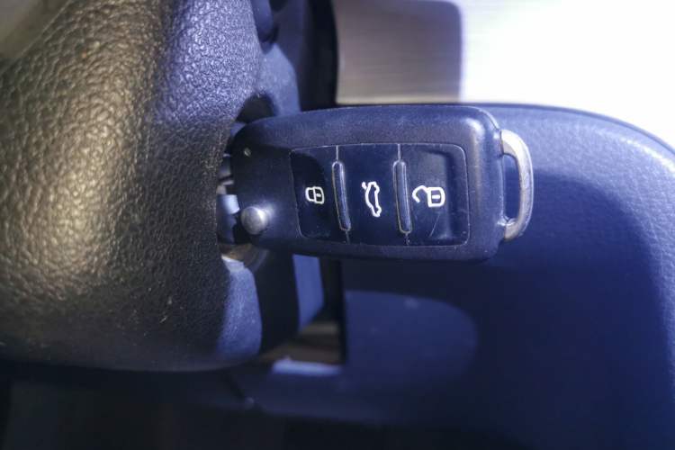 Used Volkswagen Lavida 2013 Restyled Classic 1.6L Automatic Comfort Edition
