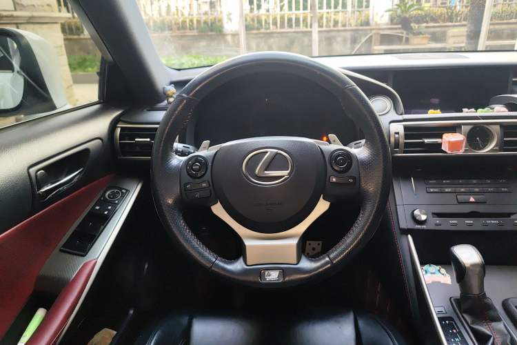 Used Lexus IS 2015 200t F SPORT