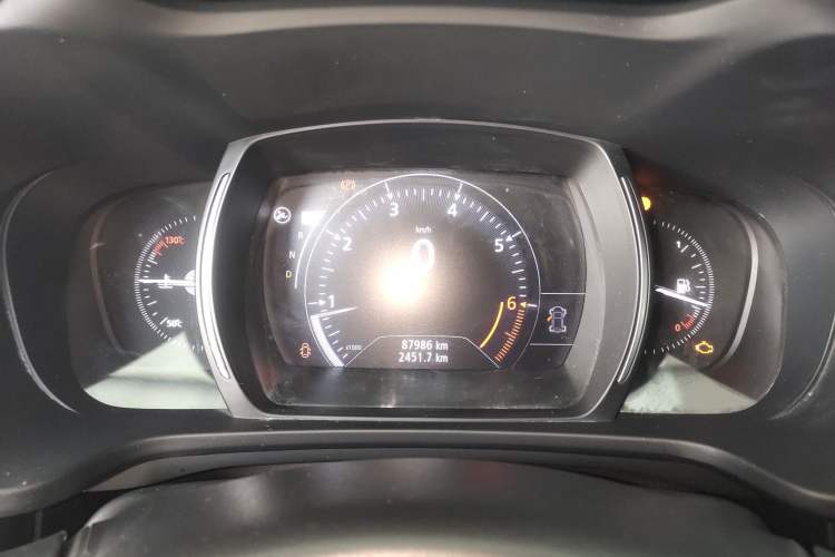 Used Renault Kadjar 2017 2.0L Two-Wheel-Drive Leading Edition