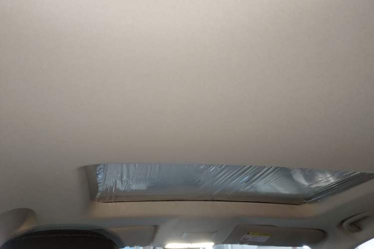 Used Roewe i5 2023 1.5L Manual Excellence Edition Headliner