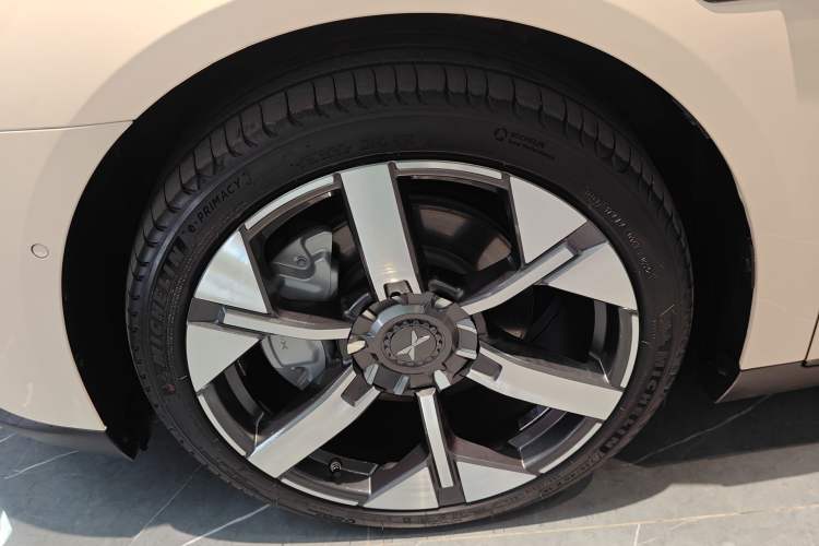 Used XPeng MONA M03 2024 515 Long-Range Left Front Wheel Hub