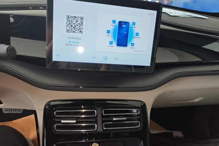 Used BYD Qin PLUS 2024 HONOR Edition DM-i 55KM Leading Model