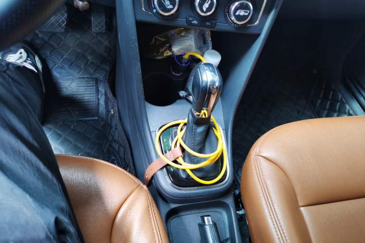 Used Volkswagen Polo 2016 1.6L Automatic Comfort Model