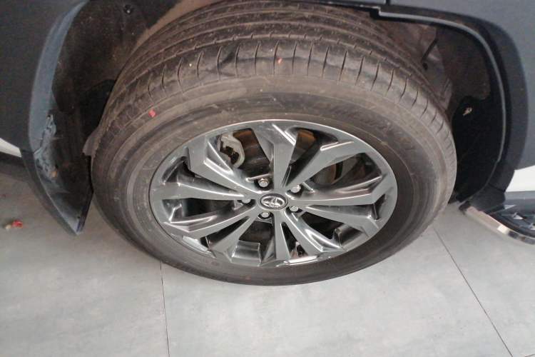 Used Toyota RAV4 2023 2.0L CVT Two-Wheel Drive Fashion Edition