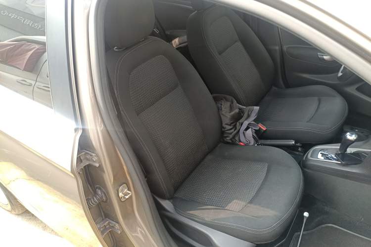 Used Peugeot 301 2014 1.6L Automatic Luxury Edition