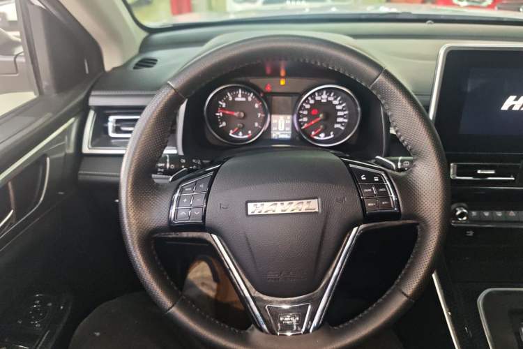 Used Haval M6 2023 PLUS 1.5T DCT Luxury Smart Connectivity Model
