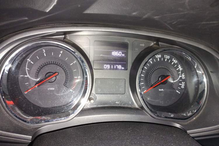 Used Citroen C3-XR 2015 1.6L Manual Pioneer Model
