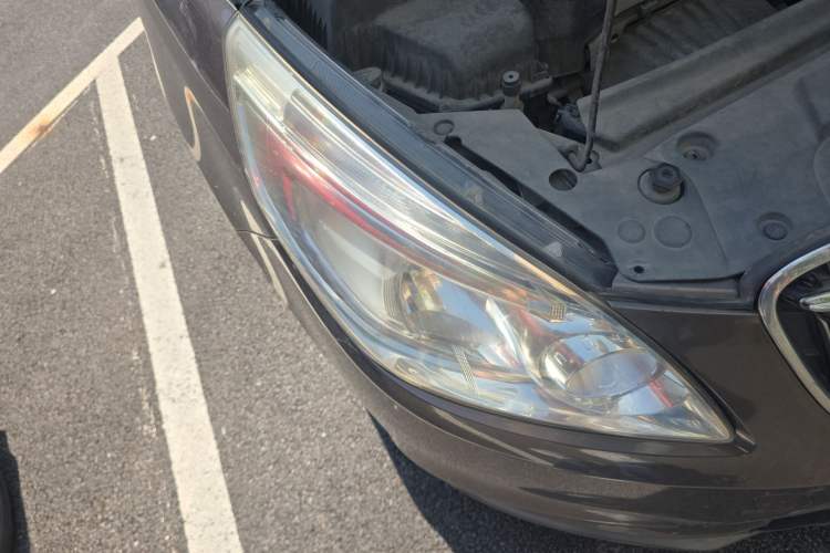 Used Buick GL8 2017 25S Luxury Version China V Standard Right Front Headlight