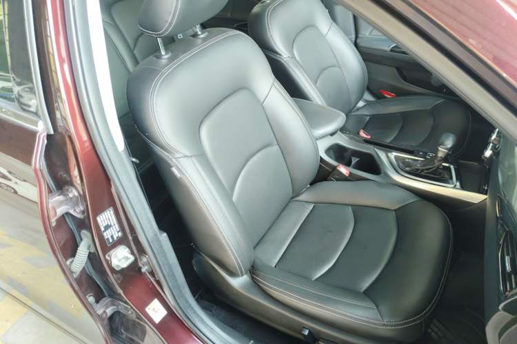 Used GAC Trumpchi GA6 2016 235T DCT Luxury Edition Right Front Seat