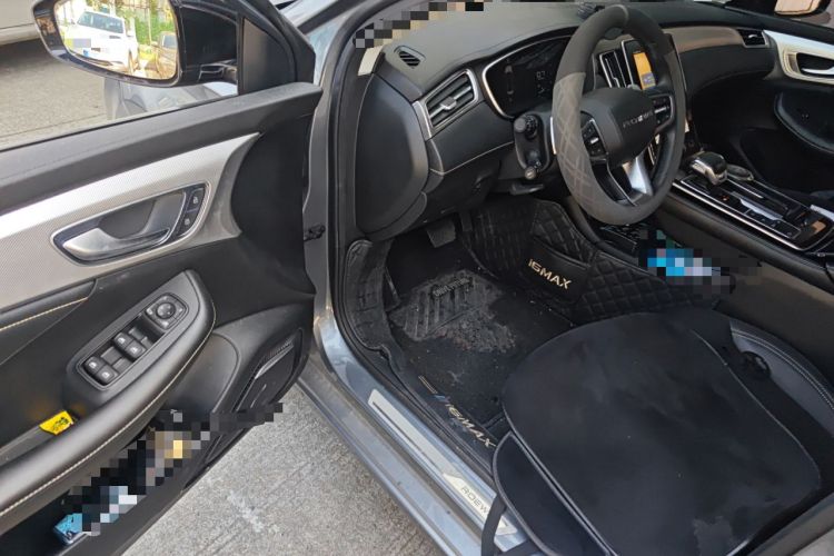 Used Roewe i6 MAX 2020 300TGI Automatic "Swell Cool Smart Drive" Edition
