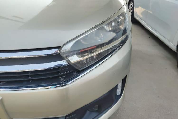 Used Citroen C4 Sega 2016 1.6L Automatic Luxury Model
