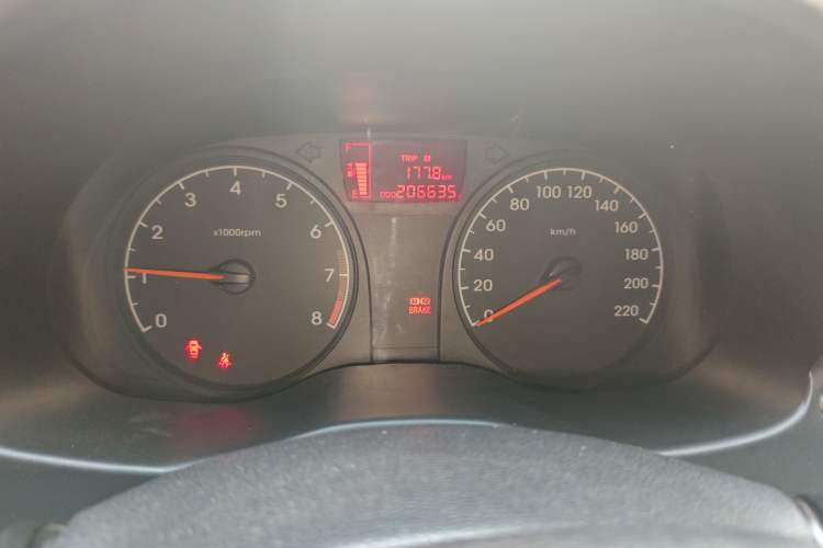 Used Hyundai Verna (older generation) 2014 1.4L Manual Smart GLS Trim Instrument Cluster