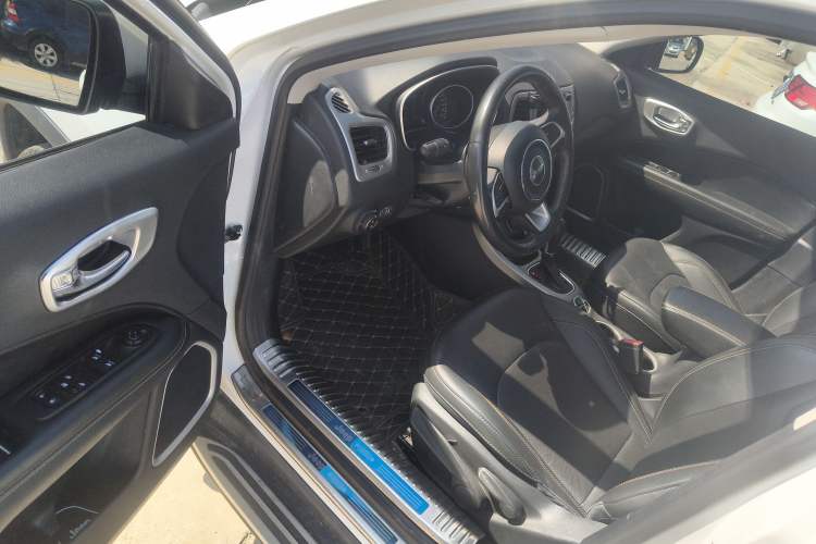 Used Jeep Compass 2017 200T Automatic Family Edition