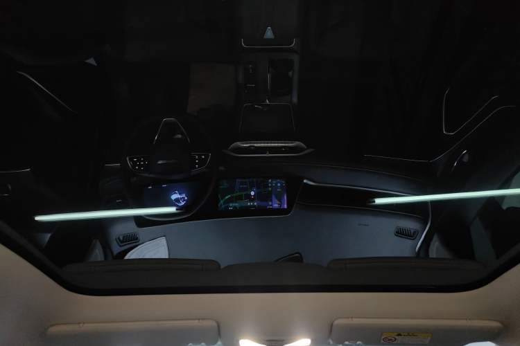 Used Venucia V DD-i 2023 110 km iE Version