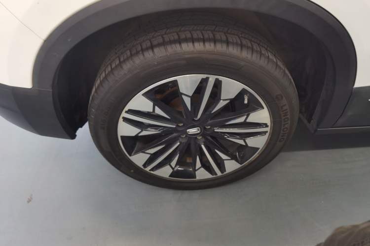 Used Bestune T77 2021 PRO 280 TID Custom Edition Right Rear Wheel Hub