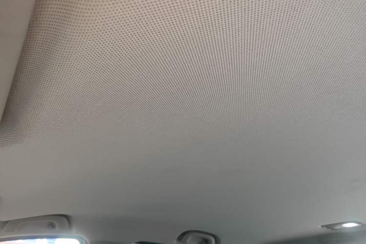 Used Wuling Hongguang S3 2018 1.5L Manual Comfort Model China V Standard
