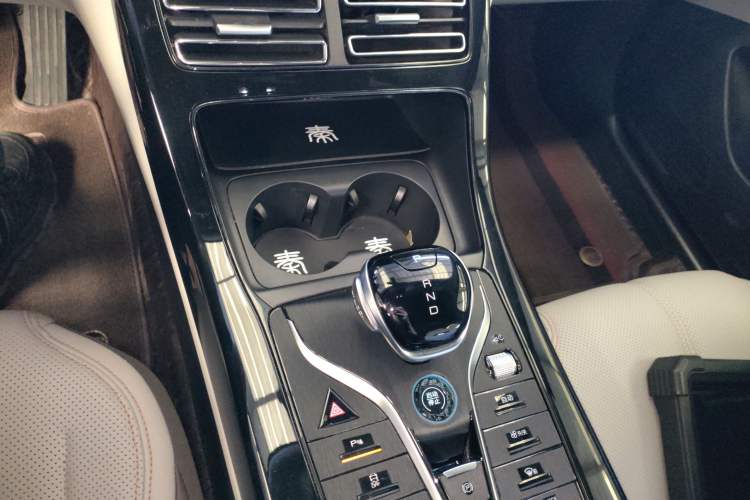 Used BYD Qin PLUS 2024 HONOR Edition DM-i 55KM Leading Model