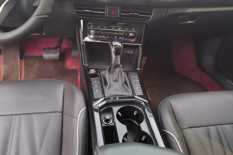 Used Volkswagen Passat 2022 330TSI Luxury Edition
