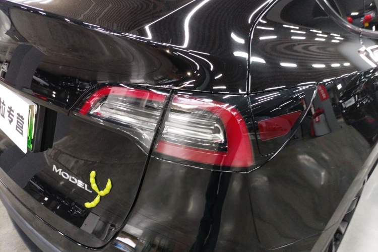 Used Tesla Model Y 2022 Rear-Wheel-Drive Version