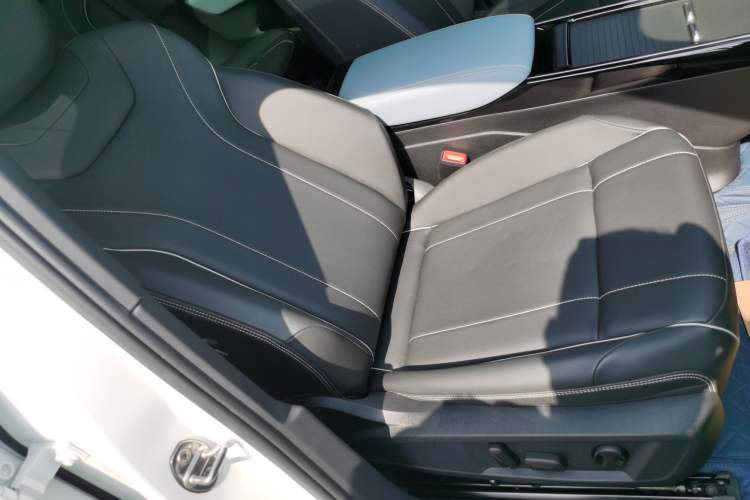 Used Volkswagen ID.4 X 2025 Smart Version Pure & Intelligent Enjoyment Edition