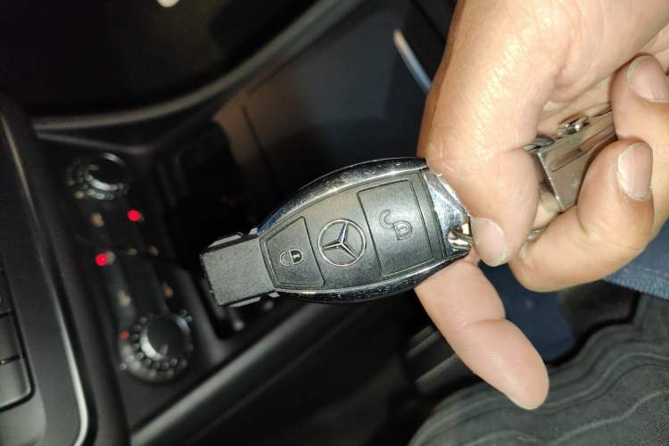 Used Mercedes-Benz GLA 2016 GLA 200 Sport Edition Vehicle Key