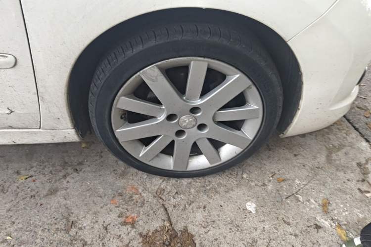 Used Peugeot 207 2013 1.6L CC Automatic Fashion Edition
