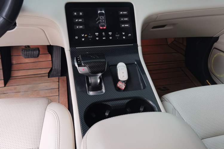 Used Li Auto ONE 2021 Extended-Range 6-Seater Version Gear Lever