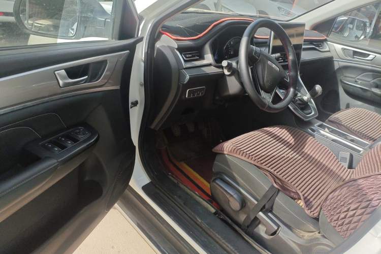 Used Haval M6 2021 PLUS 1.5T Manual Elite Smart Connectivity Model
