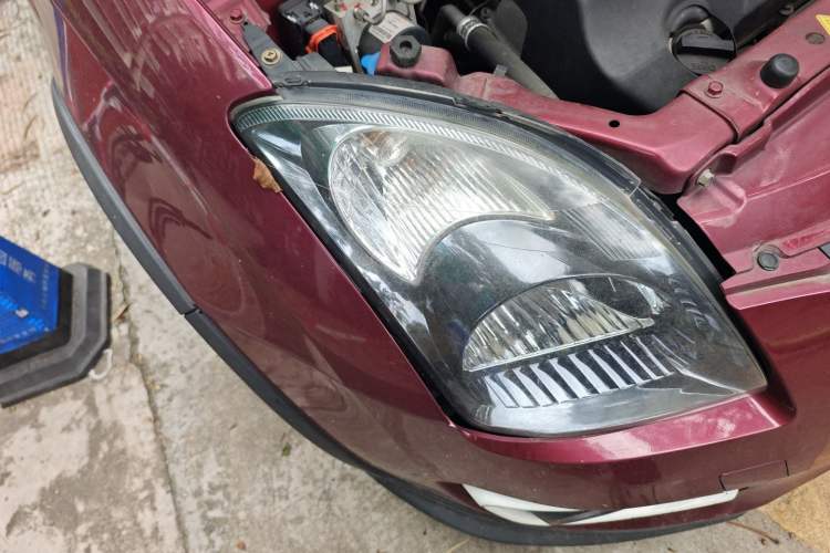 Used Suzuki Swift 2016 1.5L Automatic Fashionable Coolplay Edition Right Front Headlight